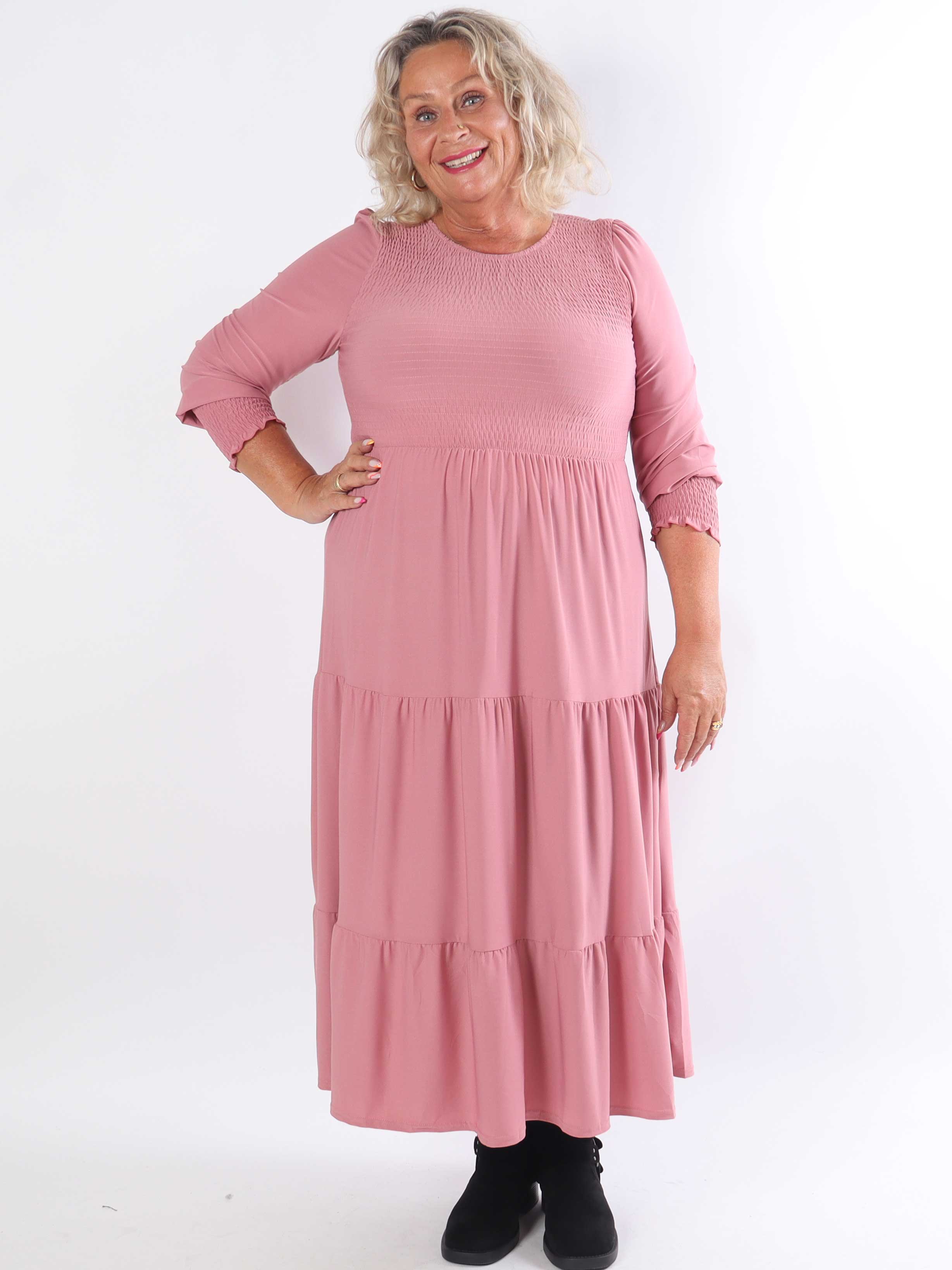 Kelly Long - Stretch plus size klänning med smock över bröstet